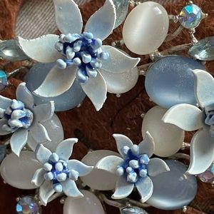 Coro craft Brooch vintage